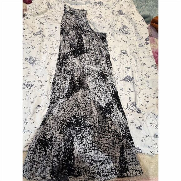 Solitaire Women's M Black Animal Print Dress Pants - Picture 6 of 7